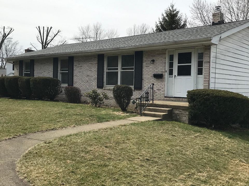 front of 805 Donner SW home