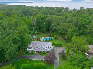 530 Long Beach Rd, Saint James, NY 11780