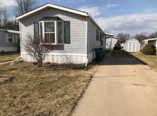 839 Pembrooke Ln, Dekalb, IL 60115