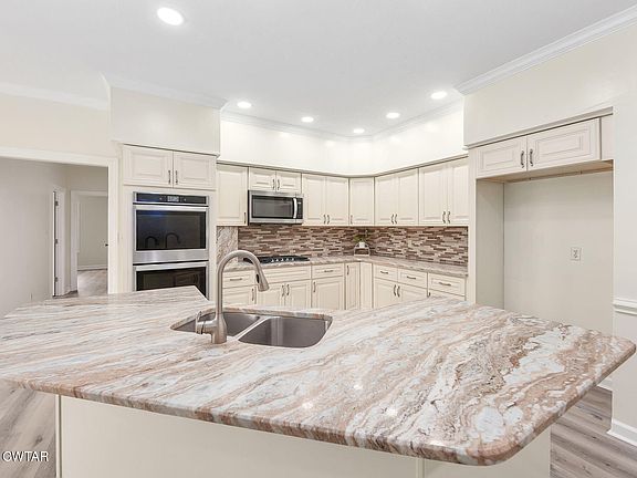 2nd image of 57 Forest Downs Dr