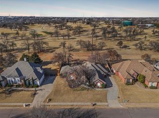 1117 Outabounds Dr, Edmond, OK 73034