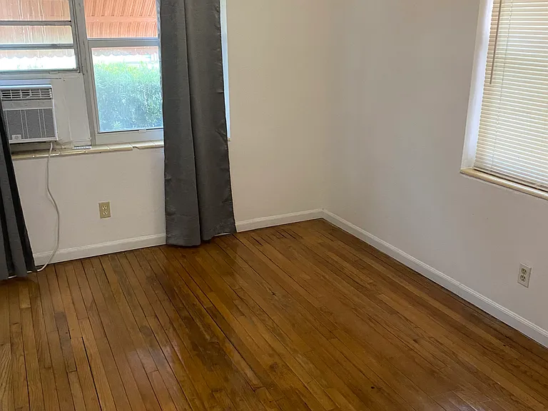 1588 NE 110th St #1 — Photo 11