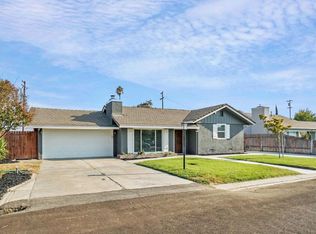 550 E Springer Ln, Lodi, CA 95242