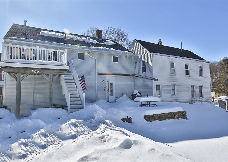 2nd image of 173 Howe St