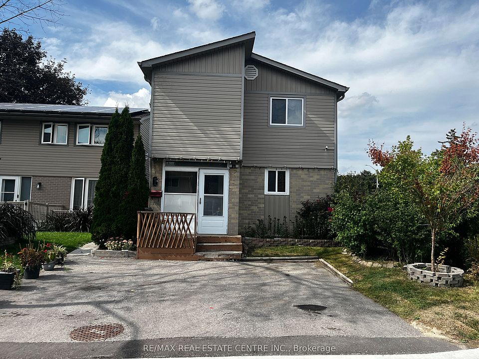 1st image of 1 Hawkins Ct