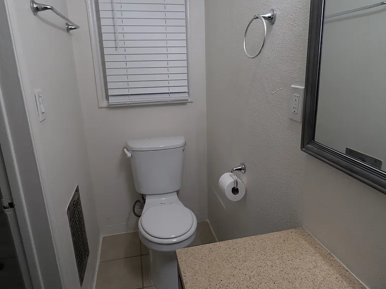 1801 N Gramercy Pl #1A — Photo 7