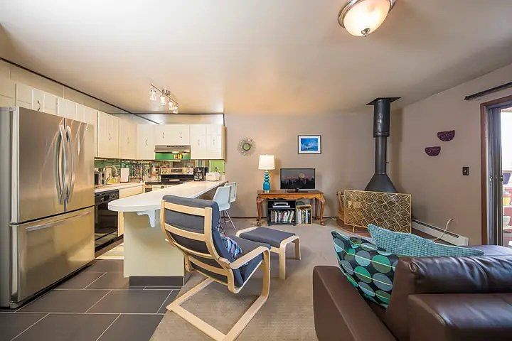 1st image of 170 Evergreen Rd #D302