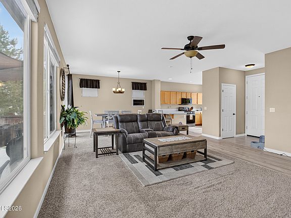3rd image of 22 Kaweah Ct