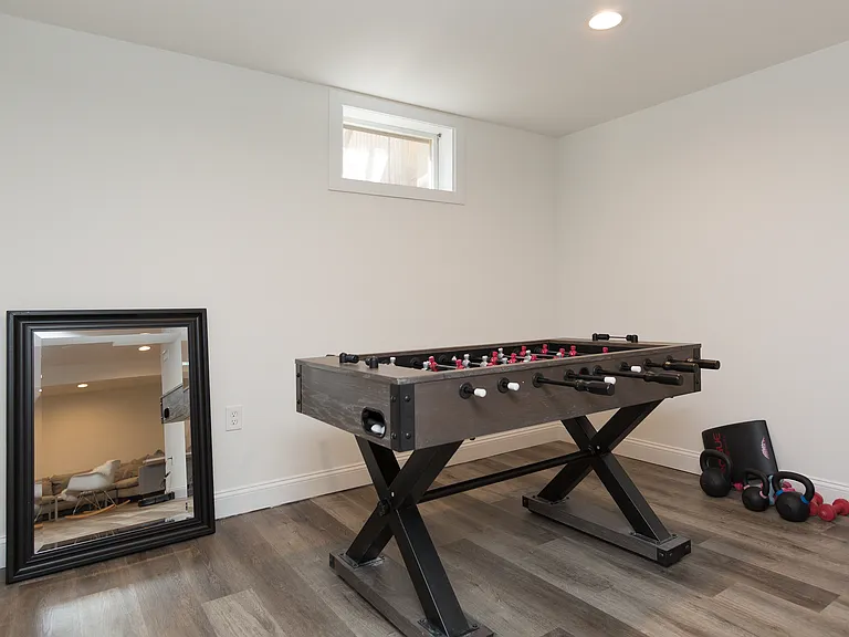 21 Cove Neck Ln — Photo 16
