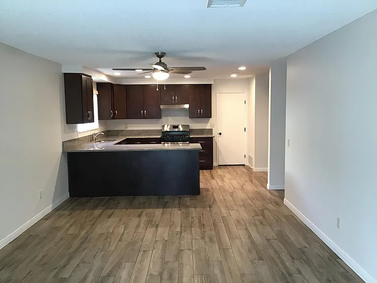 3759 Casheen Dr — Photo 8