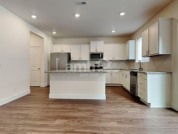 4th image of 9242 Shootingstar St SE