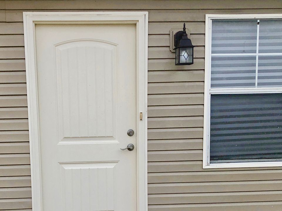 1st image of 608 W Cherry St APT 4