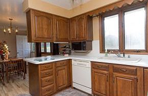 3rd image of 2159 Carlton Rd
