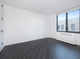 250 E Houston St #5L0, New York, NY 10002