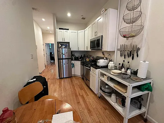 Rented by Nooklyn NYC LLC | media 11
