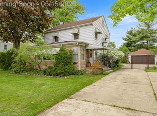 24700 Goddard Rd, Taylor, MI 48180