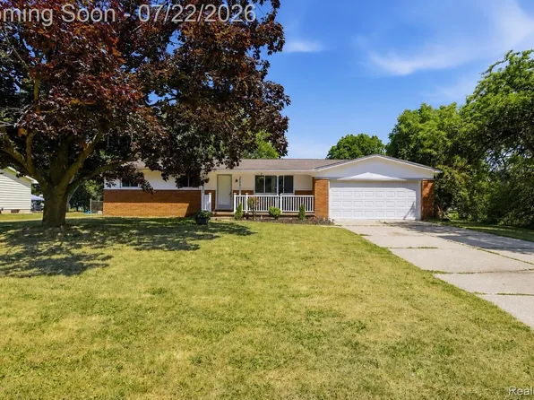 5068 Monticello Dr, Swartz Creek, MI 48473