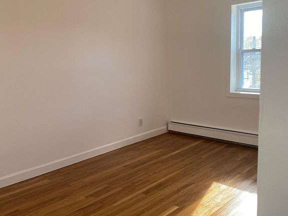 5th image of 2027 E 67th St #2