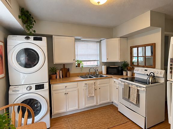 3rd image of 259 E 13th Ave
