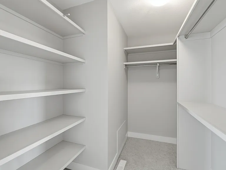 7 McLean Bnd — Photo 31