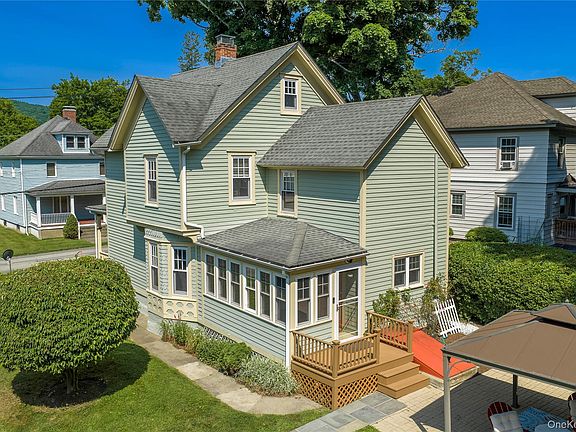 5th image of 17 Spring Street