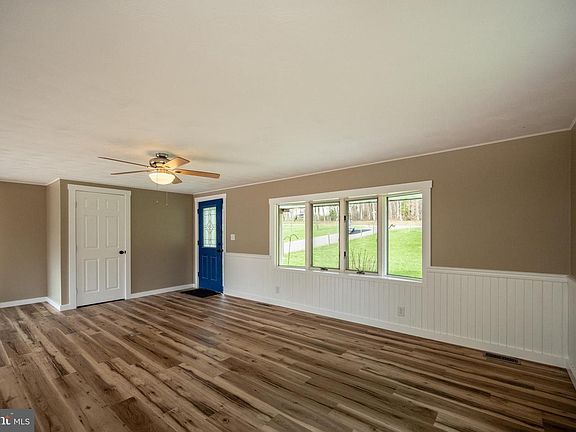 4th image of 2571 Shady Dell Rd