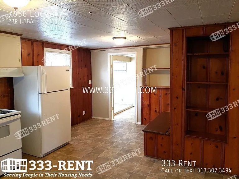 7636 Locust St — Photo 6