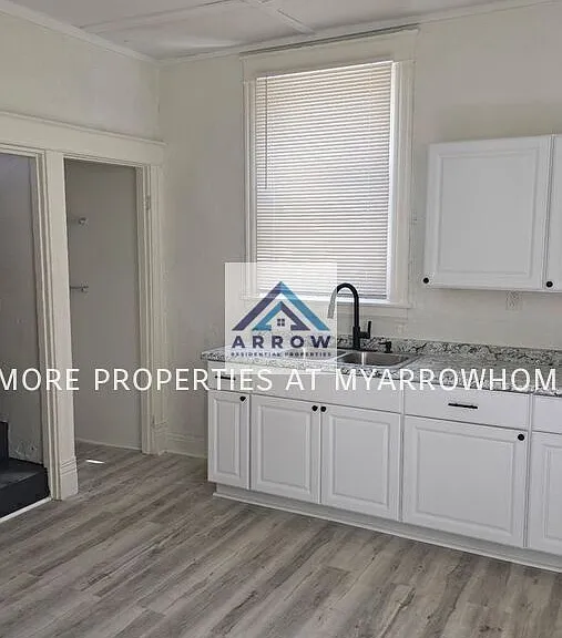 1240 Rosemont Ave — Photo 6