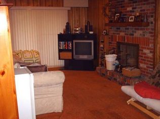 200 Cambrel Point Rd, Natrona Heights, PA 15065