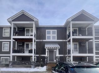 8427 Woodhaven Dr SW UNIT 4A, Byron Center, MI 49315