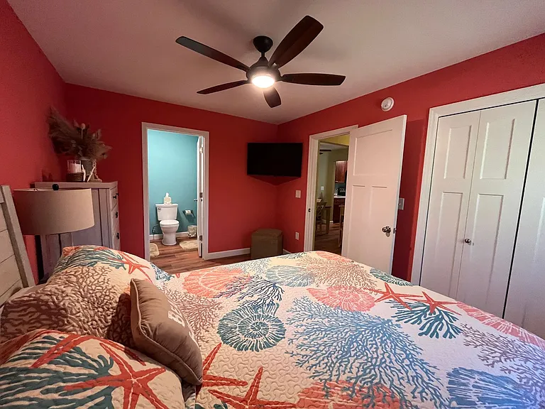 203 Fox Ln — Photo 15