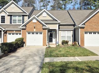 1563 Providence Knoll Dr, North Chesterfield, VA 23236