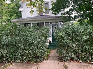 213 E Peck St, Negaunee, MI 49866
