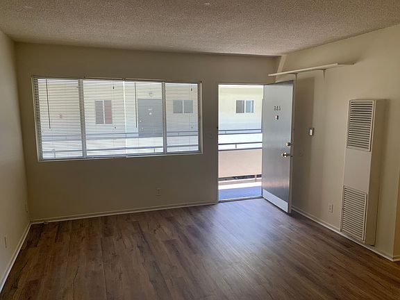 10944 Strathmore Drive, #305, Westwood, CA 90024 - STUDIO Apartment