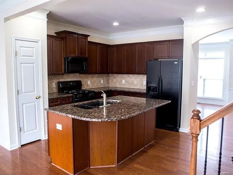 6078 Kentons Ln — Photo 6