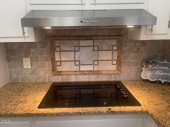 5th image of 3236 Ward Rd