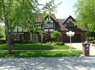 10663 Williamsburg Trl, Frankfort, IL 60423