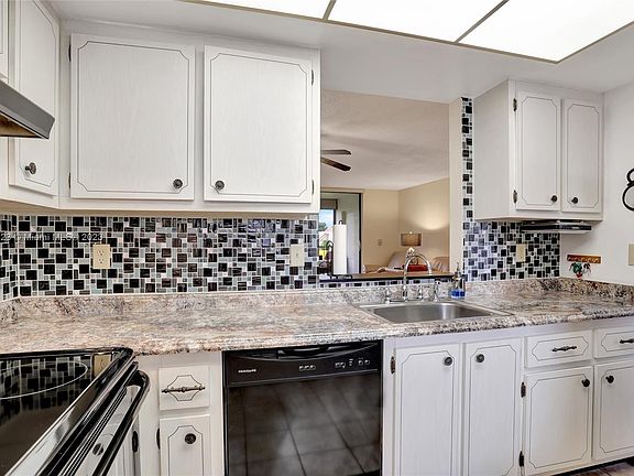 3rd image of 7450 NW 18th St APT 207
