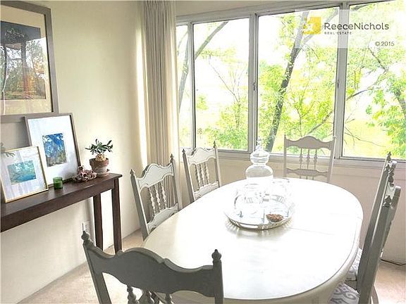 4th image of 2525 Main St APT 205