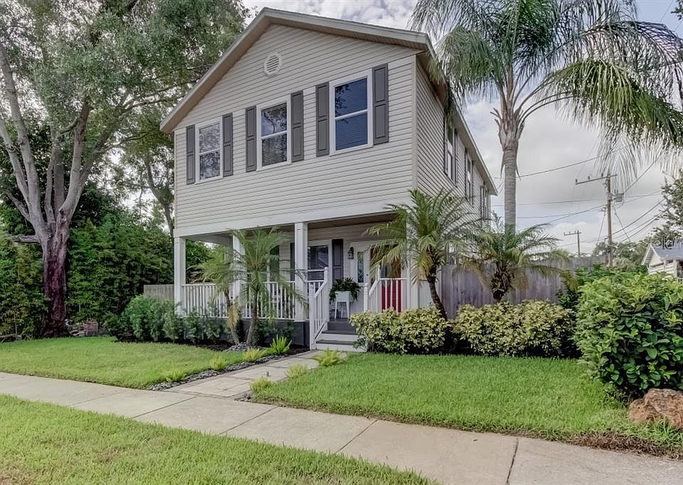 1st image of 864 13TH AVENUE N