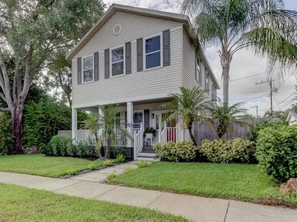 864 13th Ave N, Saint Petersburg, FL 33701