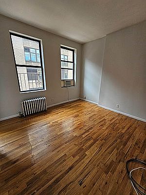 2nd image of 23 Thompson St #4C