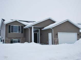 5033 Florence Dr NW, Rochester, MN 55901