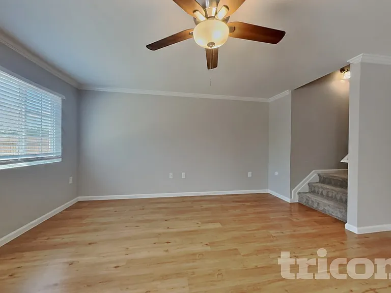 3007 Stauton Dr — Photo 3