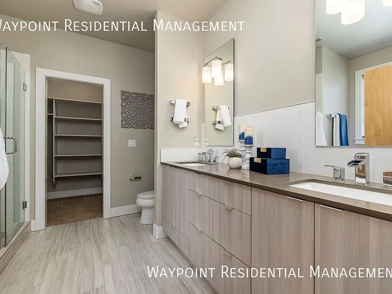 1415 E Lone Creek Dr — Photo 26