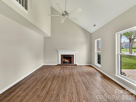 5th image of 9716 Pernell Ln