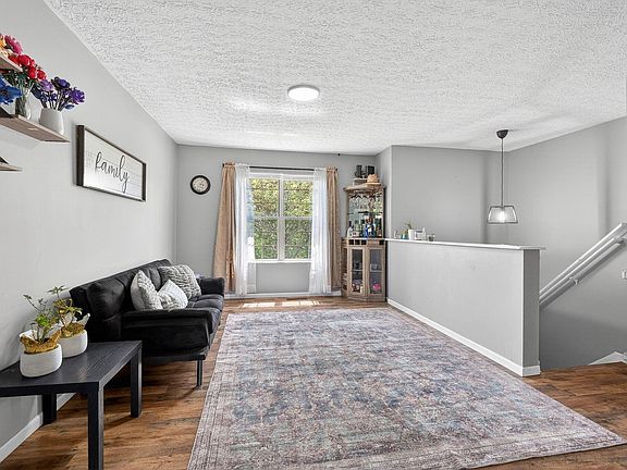 5th image of 1647 Milington Way