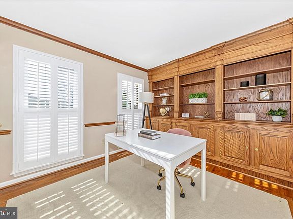 4th image of 2401 Belle Haven Meadows Ct