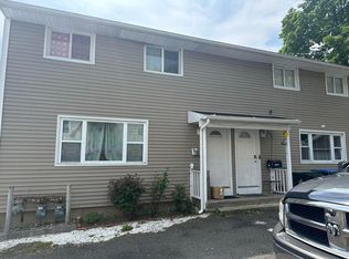 8 Cook St #2, Danbury, CT 06810