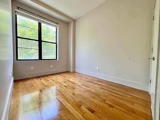 Rented by ERNY LLC | media 9